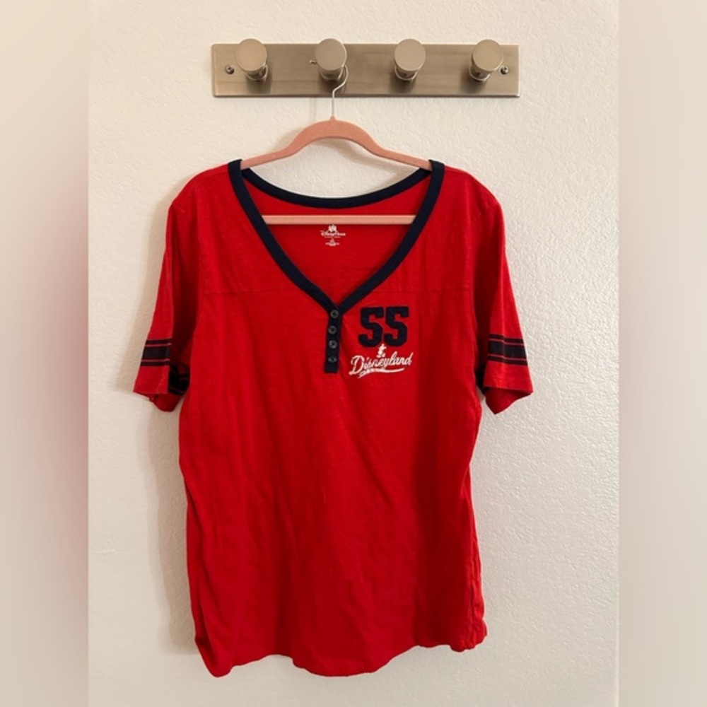 Disneyland 55 Red V-Neck Graphic Tee from Disney Park in Anaheim Size XXL